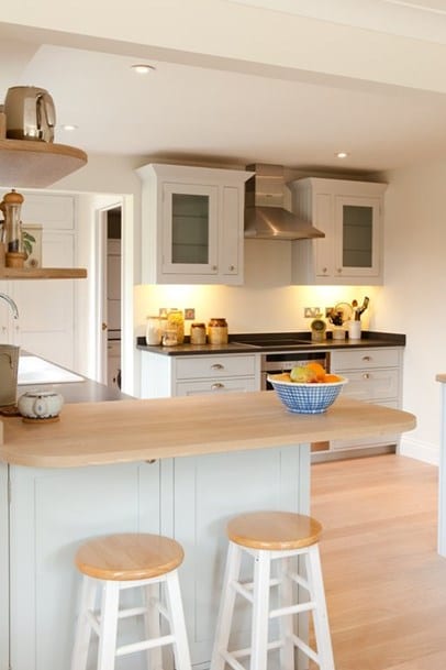 A bespoke fitted kitchen in white shaker style designed and crafted by Neil Bathgate