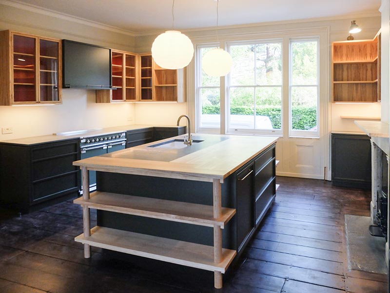 Bespoke kitchen joinery by Neil Bathgate, Joinery & Carpentry, Witney, Oxfordshire